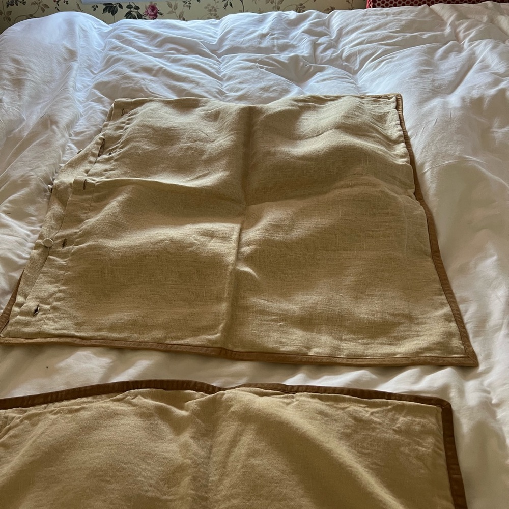 2 Linen Ralph Lauren Pillowcases